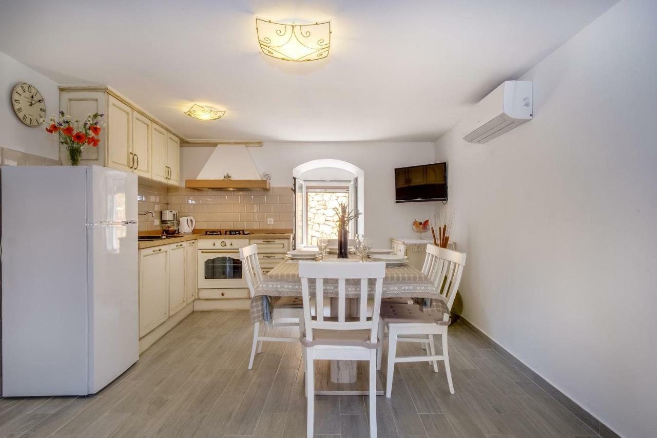 Martinšćica Apartment Darko מראה חיצוני תמונה